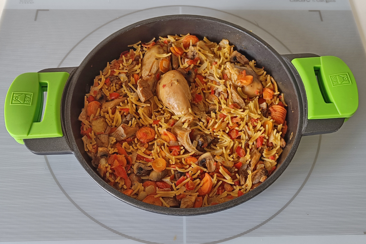 Receta de fideos con pollo y verduras para niños y bebés