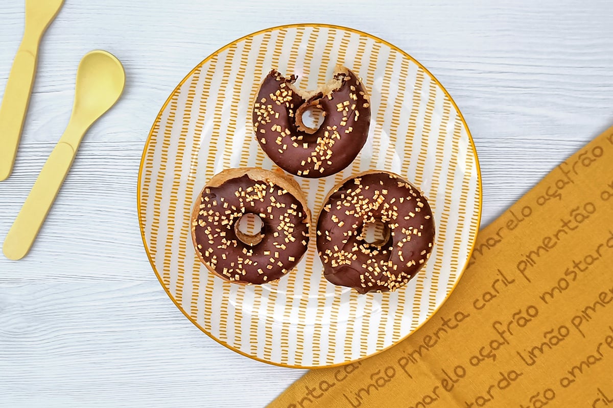 Receta de donuts bizcocho con chocolate para niños y bebés